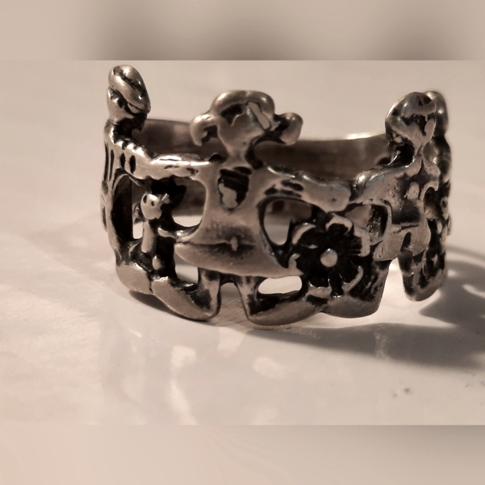 925 Sterling Silver Ring With Family Mother Father And Chirdren